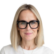 <strong>Esther McKay</strong></br>Founder & Director</br></br>
Esther founded Green Data Talent International to deliver specialist recruitment across energy, electrification, and industrial technology. She leads the business with a strong focus on quality, performance, and long-term partnerships.